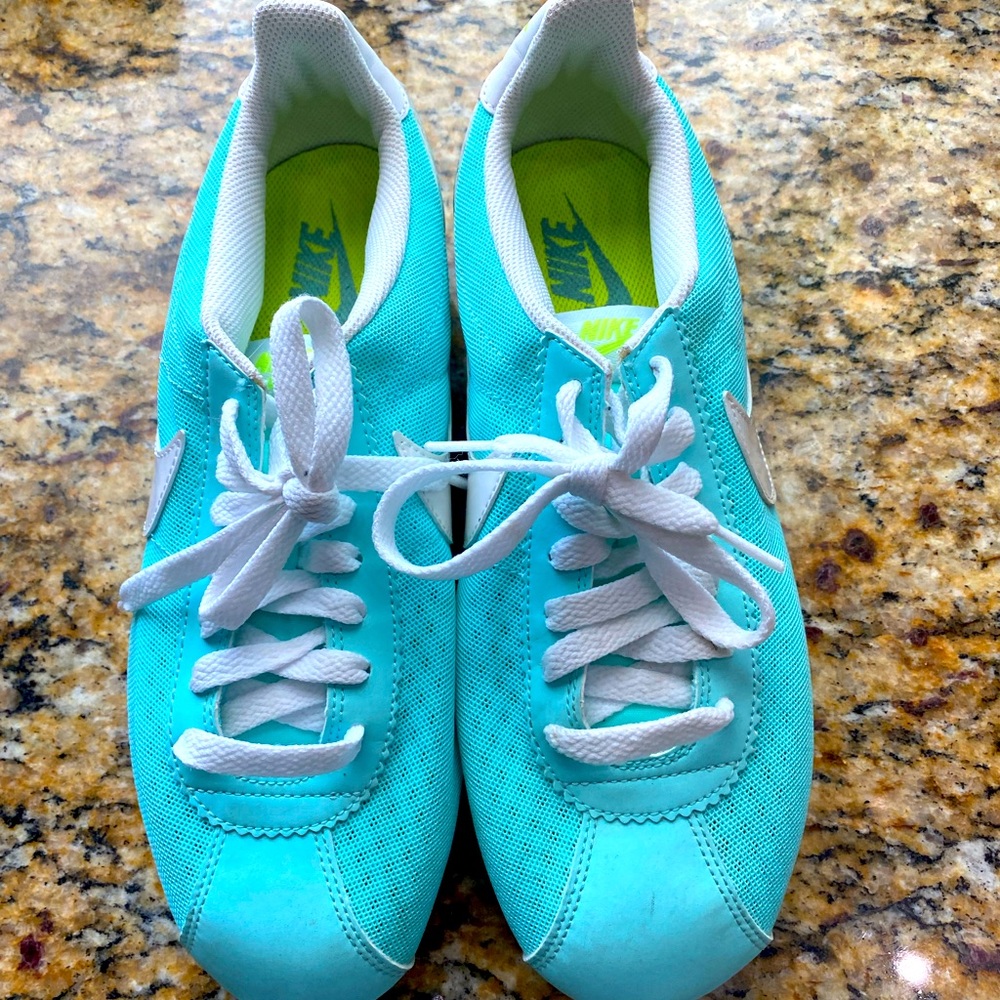 Throwback Nike Kicks - image 1